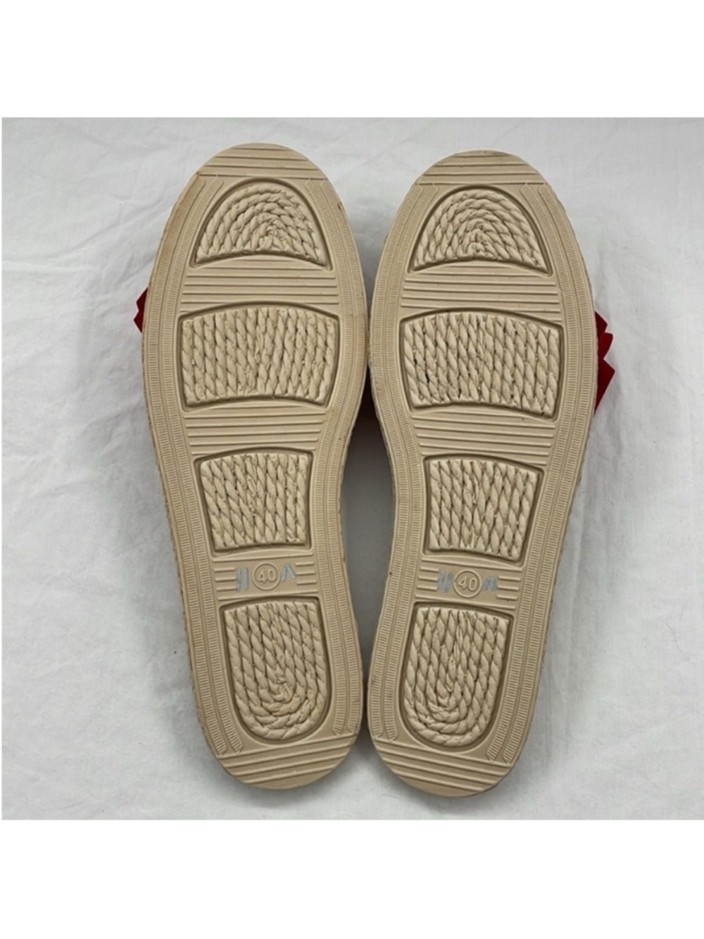 NEW! Vie Benie Red Velvet Ruffle Slide Sandals. EU 40. - Picture 7 of 7
